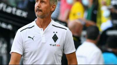 Fu&szlig;ball: Trainer Adi H&uuml;tter tr&auml;umt vom Titeln mit Gladbach