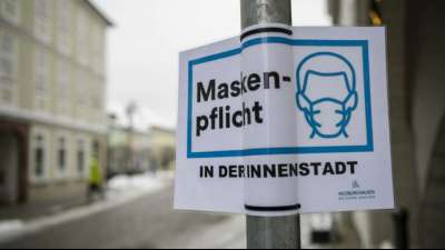 Kipping: Pflicht zur FFP2-Maske schlie&szlig;t Arme vom &ouml;ffentlichen Leben aus