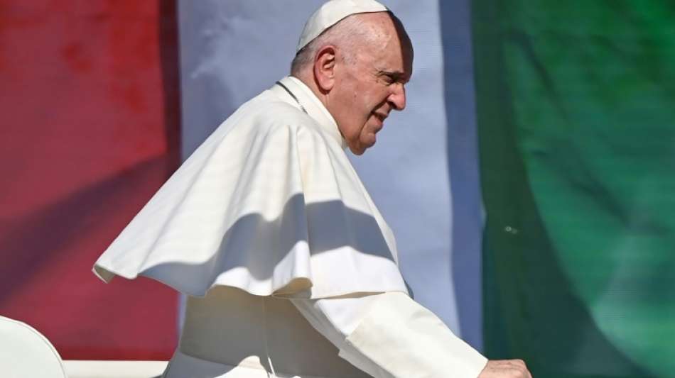 Papst Franziskus fordert in Budapest entschiedenen Kampf gegen Antisemitismus