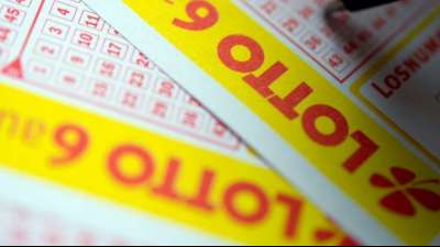 Franzose knackt Rekord-Jackpot von 220 Millionen Euro