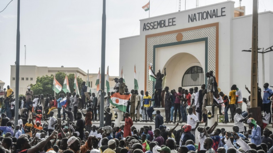 Niger: la France a commenc&eacute; &agrave; &eacute;vacuer ses ressortissants et des Europ&eacute;ens