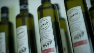 Espa&ntilde;a suprime el IVA del aceite de oliva ante la escalada de los precios