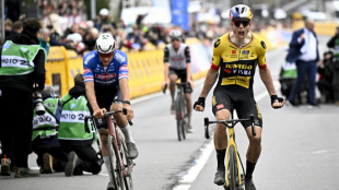 E3 Classic: Van Aert domine Van der Poel et Pogacar &agrave; neuf jours du Tour des Flandres
