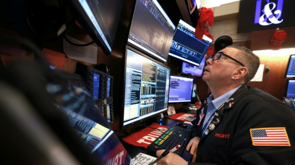 Wall Street pas surprise par la Fed, en attendant les r&eacute;sultats des g&eacute;ants de la tech