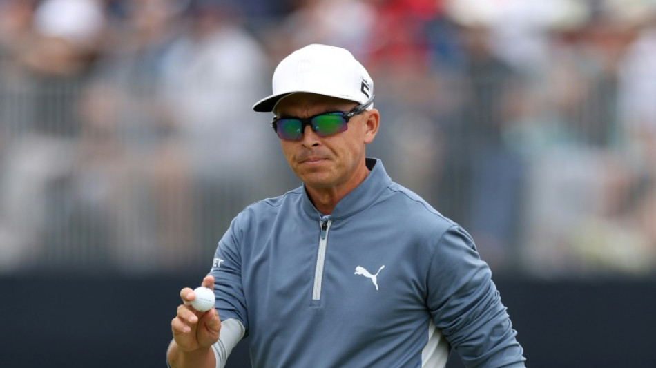 Fowler, Schauffele share US Open lead with record rounds of 62