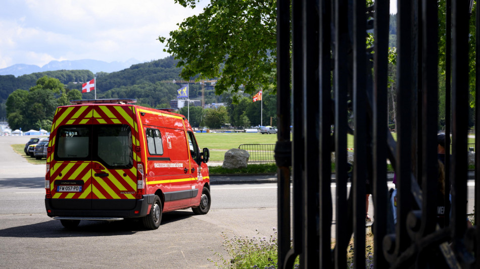 Auto su pedoni in Normandia, 1 morto e diversi feriti
