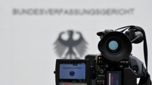 Karlsruhe kippt Altersgrenze: Nebenberufliche Notare dürfen mit 70 weitermachen
