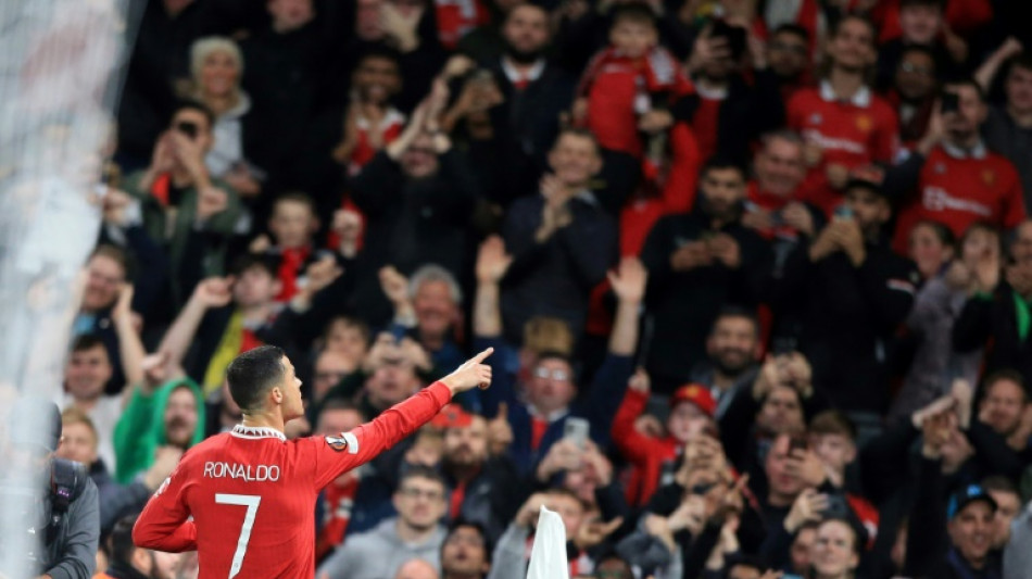 Ronaldo scores on United return in Sheriff stroll