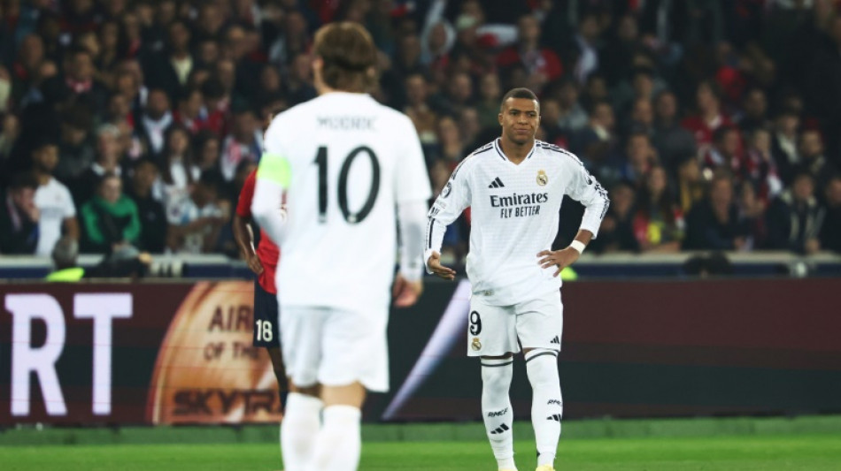 Irreconhec&iacute;vel, Real Madrid perde na visita ao Lille (1-0) na Champions