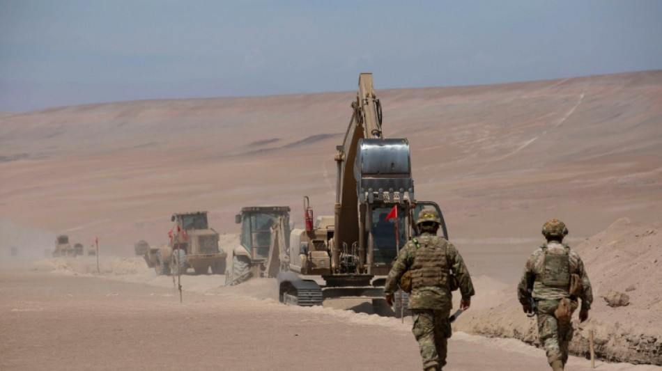 Kast inaugura en Chile las obras de barreras fronterizas contra la migraci&oacute;n irregular