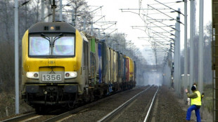 Menace d'attentats sur le r&eacute;seau SNCF: ouverture du proc&egrave;s contre le "groupe AZF"