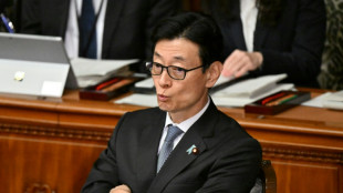 Ministros japoneses renunciam ap&oacute;s esc&acirc;ndalo de subornos