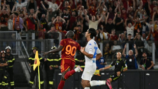 Lukaku on target as Roma smash seven past Empoli