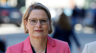 Voyeuristische Handyaufnahmen: Hubig plant Verbot bis Sommer