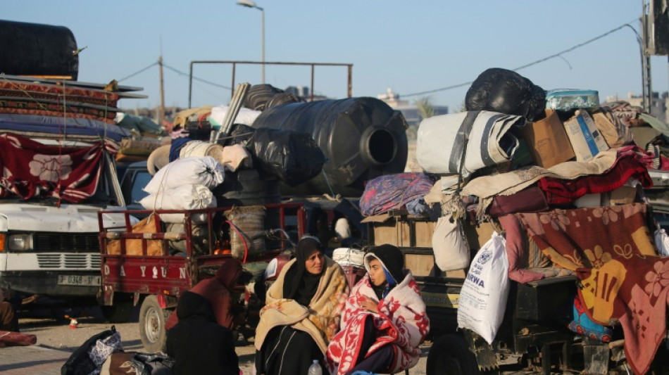Milhares de palestinos retornam ao norte de Gaza ap&oacute;s acordo entre Israel e Hamas