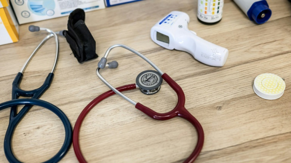 M&eacute;decins lib&eacute;raux: appel &agrave; la poursuite de la gr&egrave;ve, avec une manifestation jeudi