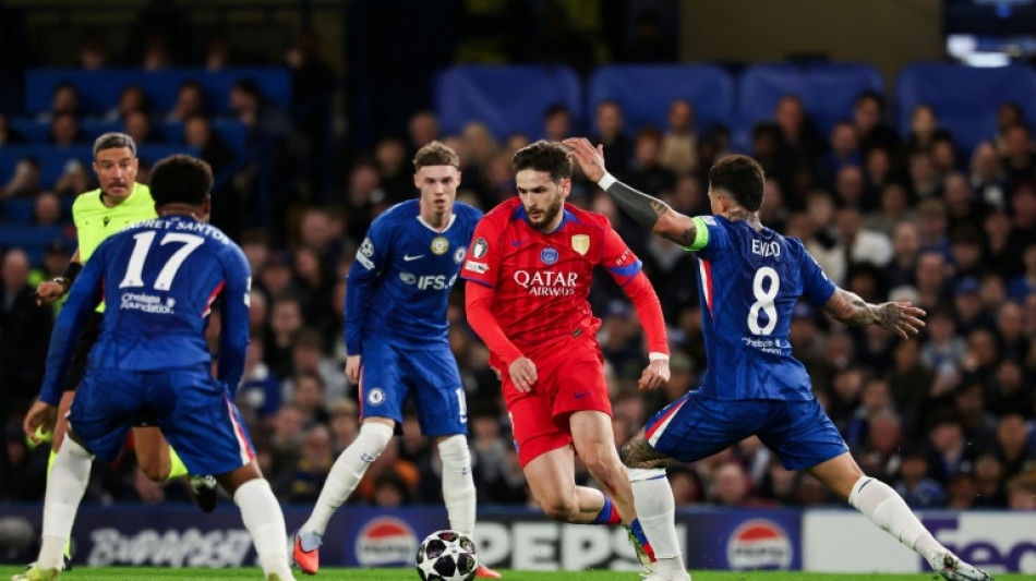 Clinical PSG bury Chelsea to reach Champions League quarter-finals