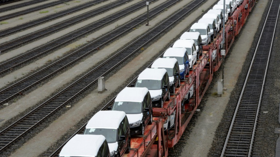 Rebond du march&eacute; automobile fran&ccedil;ais en avril, aid&eacute; par le calendrier