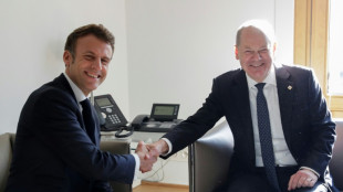 Macron empf&auml;ngt Bundeskanzler Scholz in Paris