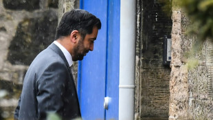 Dimite el primer ministro independentista de Escocia 