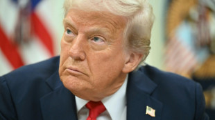 Senadores dos EUA tentam limitar poder tarifário de Trump