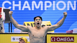 Qin breaks record for clean sweep as O'Callaghan claims double