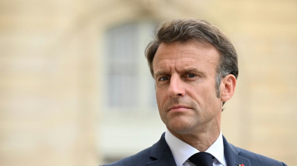 Macron invite officiellement les partis le 30 ao&ucirc;t, "une main tendue loyalement"