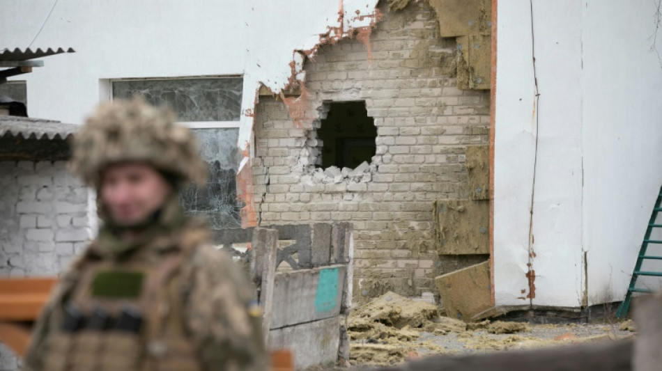 Ukraine: "les enfants prenaient leur petit-d&eacute;jeuner" au moment du bombardement