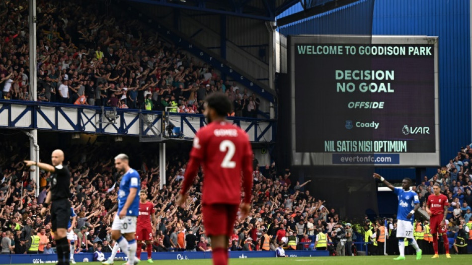 Bottle thrown at Klopp as Merseyside derby ends in stalemate