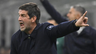 Champions: Chivu, 'n&eacute; migliore n&eacute; inferiore a Simeone'