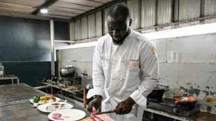En Côte d'Ivoire, la cuisine locale revisitée au menu des restaurants huppés 