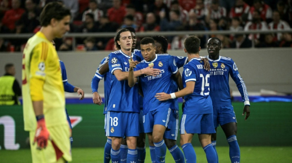 Wounded Barca, shaky Real Madrid need La Liga morale boost