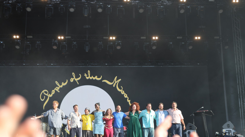 Nu Genea sempre pi&ugrave; popolari in Svezia 'musica che coinvolge'