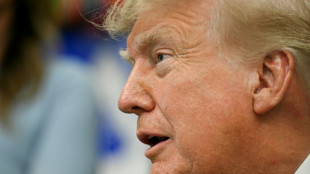 Trump diz que n&atilde;o vai tolerar as tentativas de frear o desenvolvimento da IA