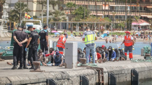 Seis inmigrantes muertos en una embarcaci&oacute;n rescatada por un crucero cerca de Canarias