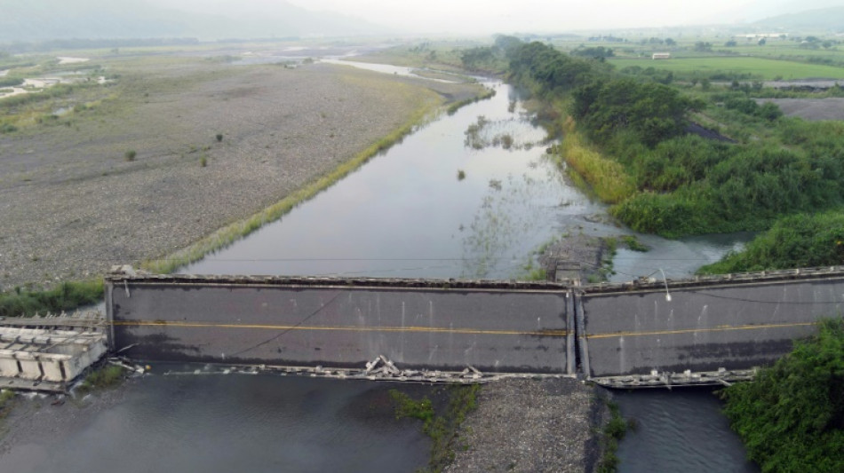 R&eacute;plicas vuelven a sacudir Taiw&aacute;n tras un fuerte terremoto