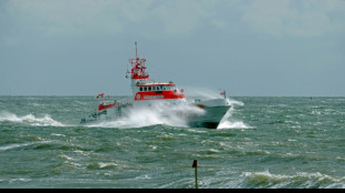 Fähre mit fast 150 Menschen an Bord läuft zwischen Hiddensee und Rügen auf Grund