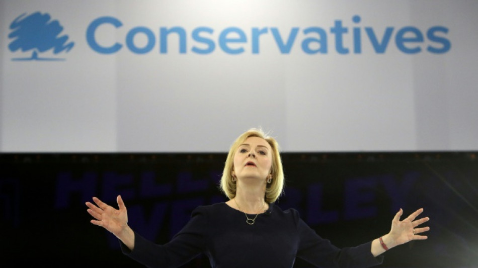 Course &agrave; Downing Street: les d&eacute;s sont jet&eacute;s, le r&eacute;sultat proclam&eacute; lundi