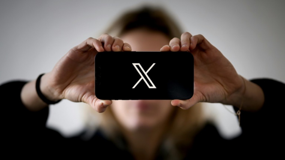 "HelloQuitX": Investigadores franceses facilitan el &eacute;xodo de los usuarios de X