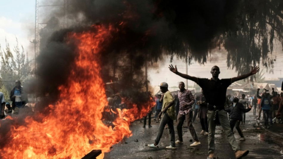 Zusammenst&ouml;&szlig;e zwischen Demonstranten und Polizei in Kenia