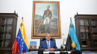 El chavismo necesita "garant&iacute;as" para dejar el poder en Venezuela, dice exrival de Ch&aacute;vez