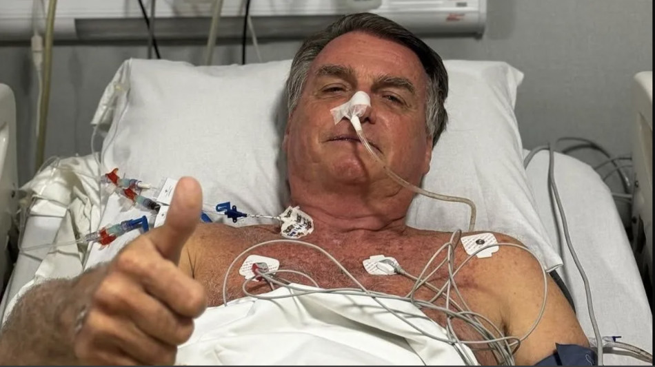 Ex-presidente Bolsonaro sarà operato domani a Brasilia