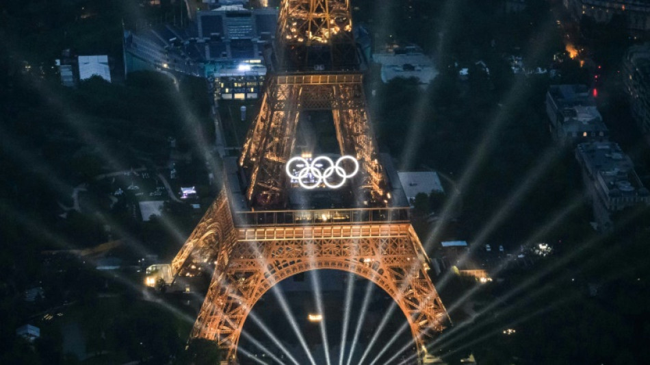 Paris lan&ccedil;a seus Jogos Ol&iacute;mpicos com cerim&ocirc;nia no rio Sena