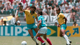 Ballon d'Or: cr&eacute;ation du Prix Socrates pour les joueuses et joueurs engag&eacute;s