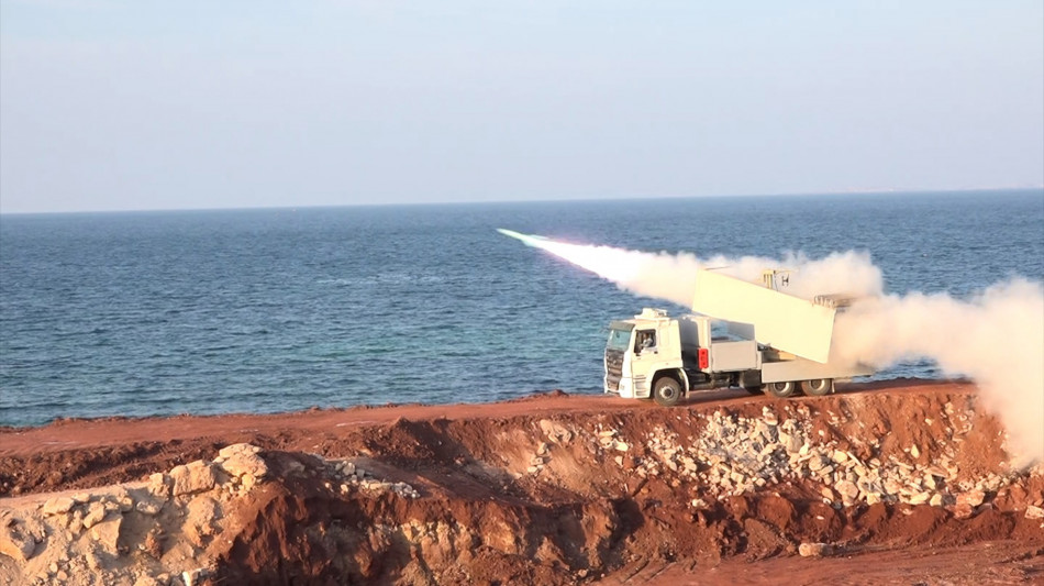 Mosca, 'la Russia e la Cina con l'Iran per esercitazioni a Hormuz'