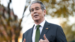 EEUU prevé concretar este mes un acuerdo sobre tierras raras con China, dice Bessent