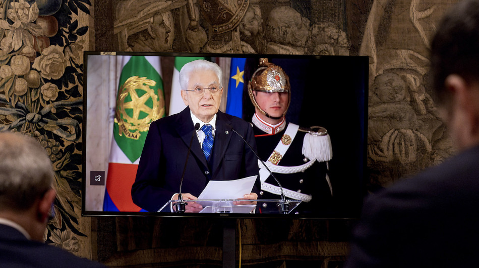 Mattarella, il diritto d'asilo &egrave; stabilito dalla Costituzione
