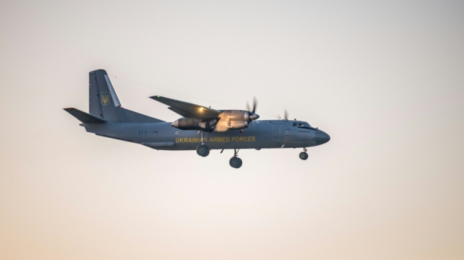 Un avi&oacute;n militar ruso se estrella en Crimea y deja 29 muertos 