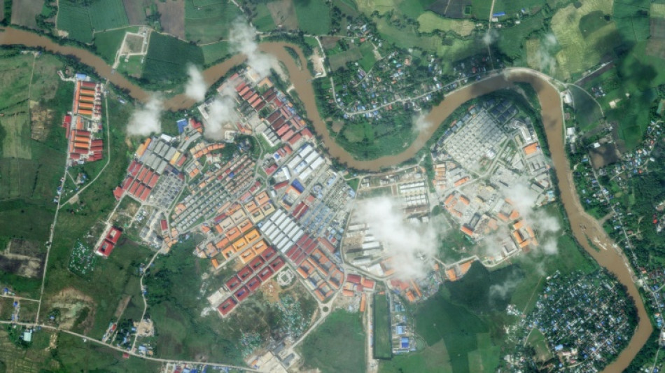 Birmanie: démolition partielle d'un centre d'arnaques après des raids de la junte, selon des images satellites