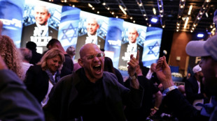 Netanyahu lidera legislativas en Israel tras la mitad del recuento, pero sin mayor&iacute;a